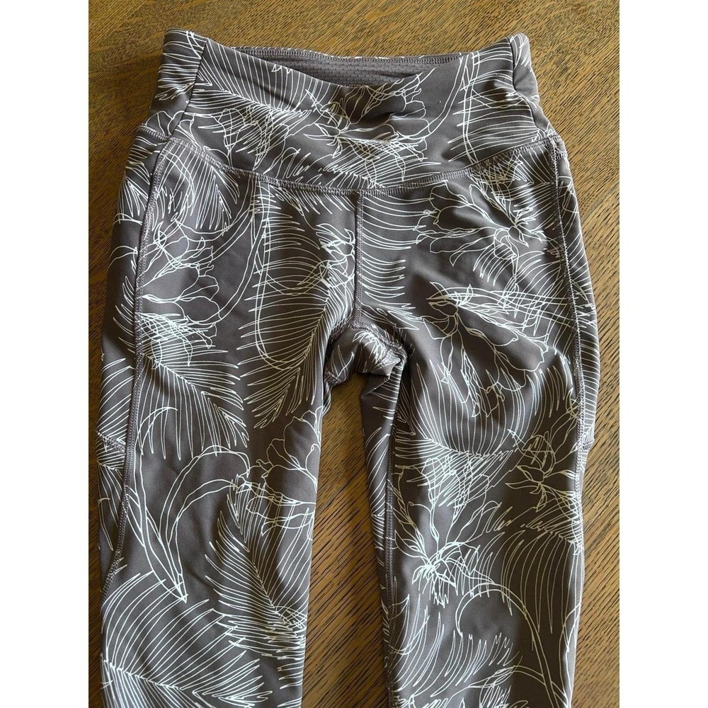 Calia by Carrie Underwood "Stay Powerful" Leggings – Taupe Floral – Size XS - Picture 2 of 8